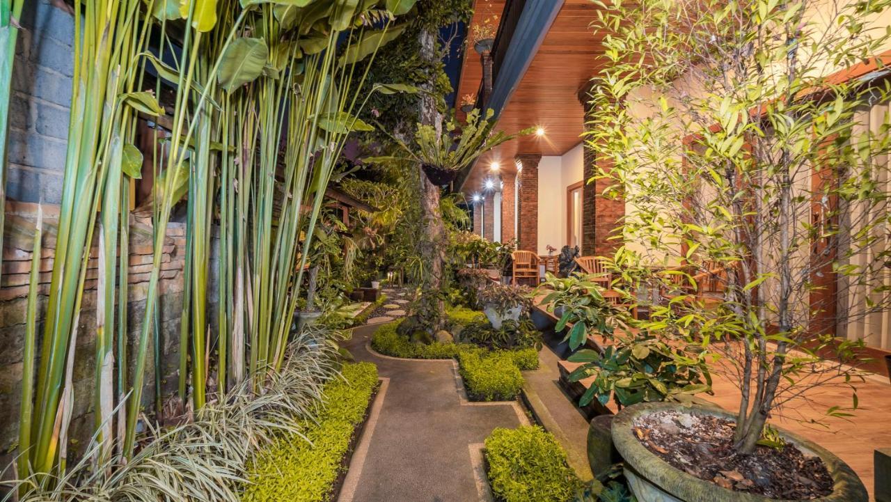 Saka House Hotel Ubud Kültér fotó